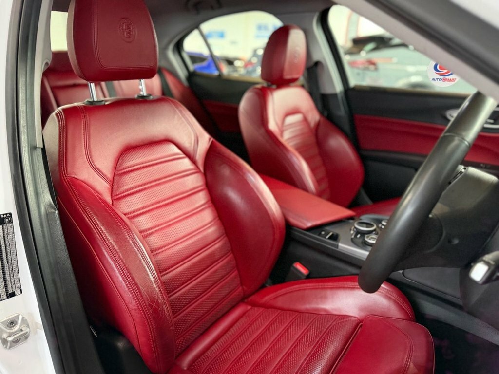 Alfa Romeo Giulia T Veloce Red #17