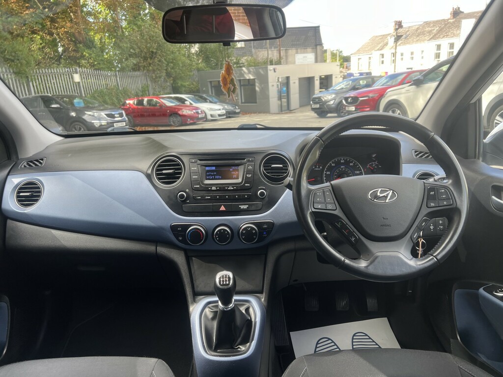 Hyundai I10 1.2 Premium White #4