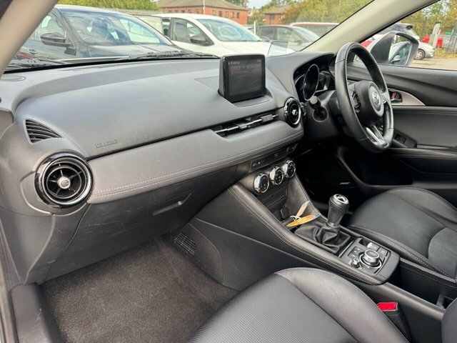 Mazda CX-3 1.8 Turbo Skyactiv-d Sport Nav S Silver #2