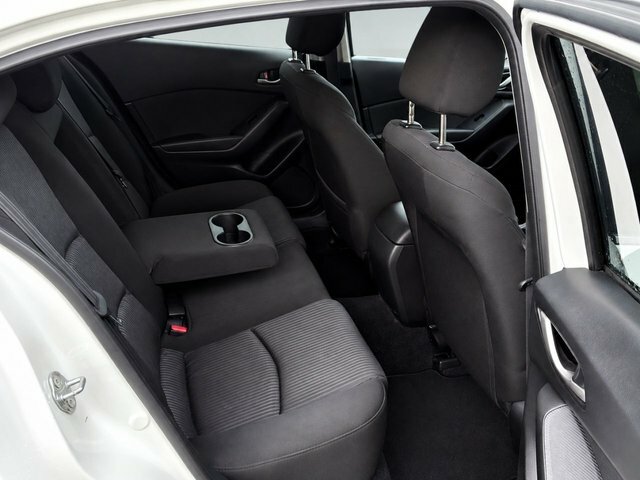 Mazda 3 2.0 Se-l Nav 118 Bhp White #7