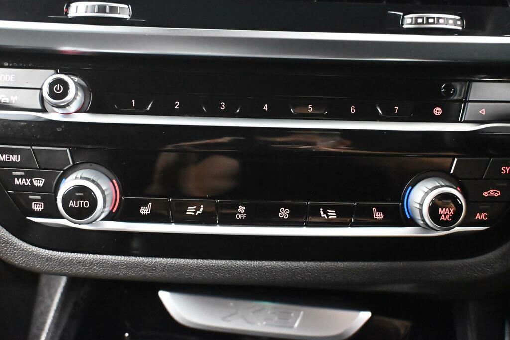 BMW X3 M M Competition White #32