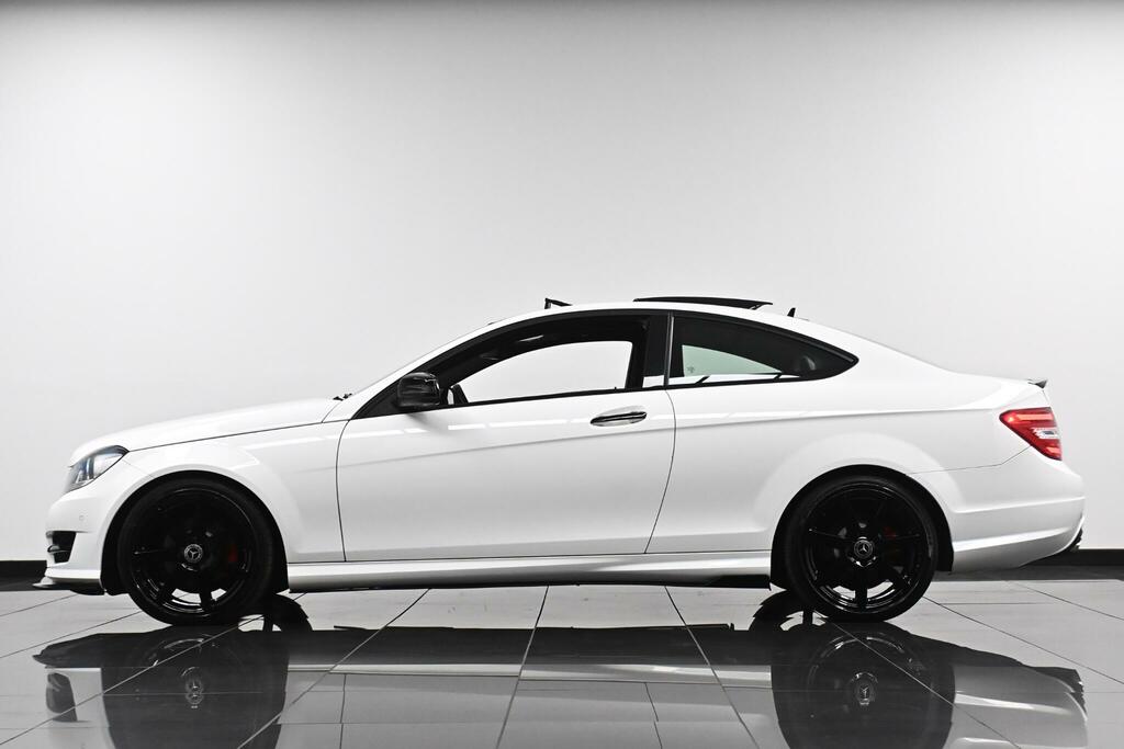 Mercedes-Benz C Class Amg Sport Edition White #6