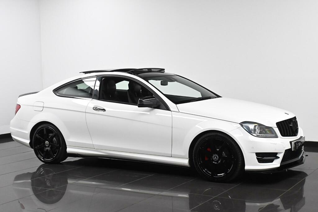 Mercedes-Benz C Class Saloon Blue #25