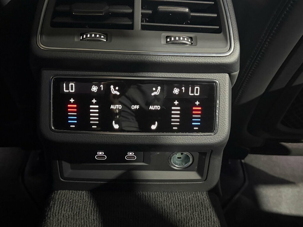 Audi RS7 Tfsi Quattro Carbon Black Tiptronic Black #20