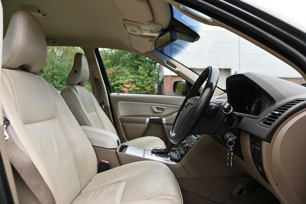 Volvo XC90 Xc90 Executive Awd D5 Black #29