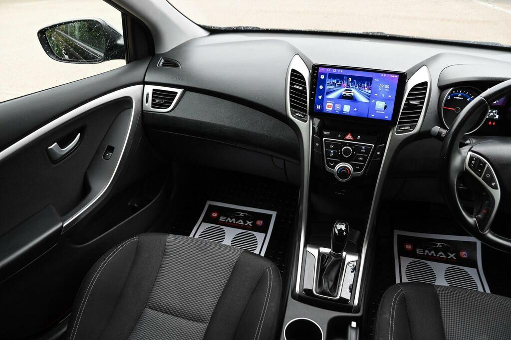 Hyundai I30 Blue Drive Se Red #36
