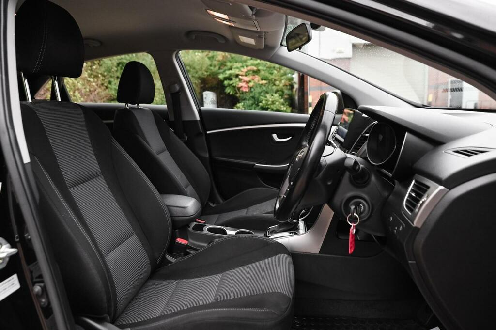Hyundai I30 Blue Drive Se Red #44