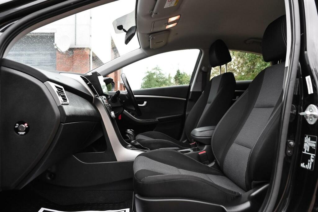 Hyundai I30 Blue Drive Se Red #42