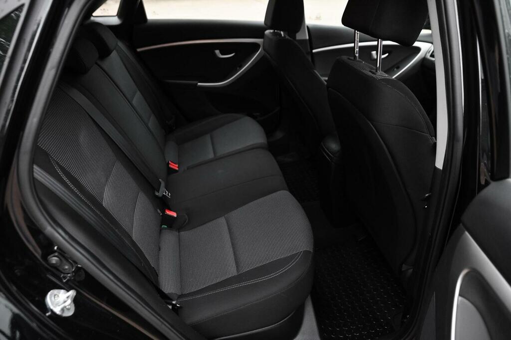 Hyundai I30 Blue Drive Se Red #19