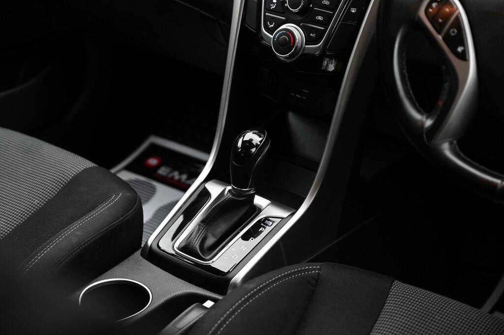 Hyundai I30 Blue Drive Se Red #35