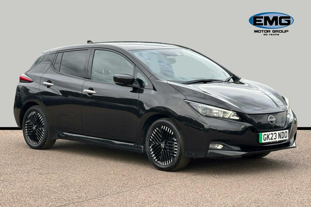 Nissan Leaf 39Kwh N Connecta Hatchback Black