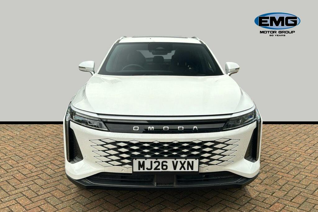 Omoda 9 1.5T Shs 34.46Kwh Noble Suv Plug In Hyb White #2