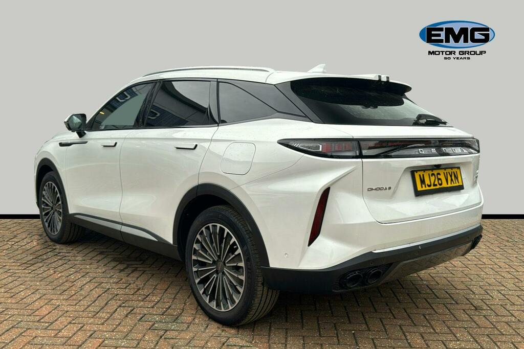 Omoda 9 1.5T Shs 34.46Kwh Noble Suv Plug In Hyb White #4