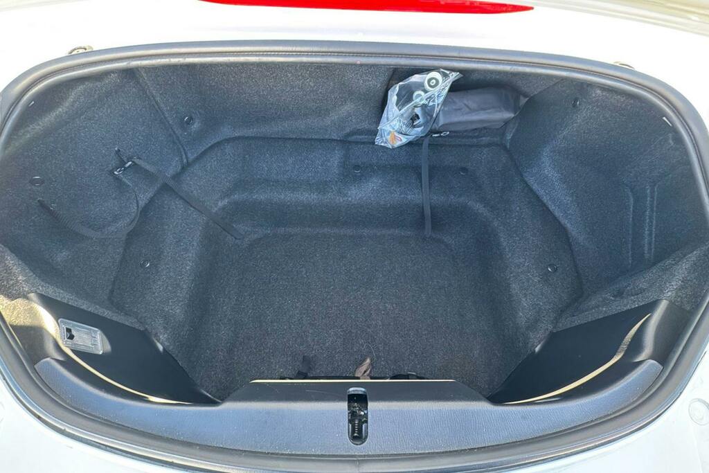 Mazda MX-5 1.5L Se-l Silver #17