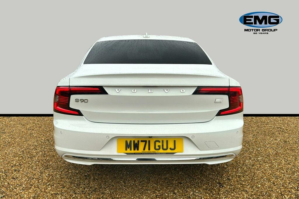 Volvo S90 2.0H T8 Recharge 11.6Kwh Inscription Saloon Pe White #5
