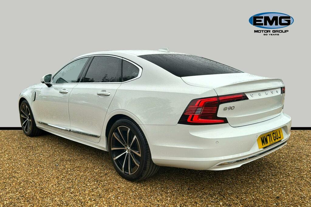 Volvo S90 2.0H T8 Recharge 11.6Kwh Inscription Saloon Pe White #4