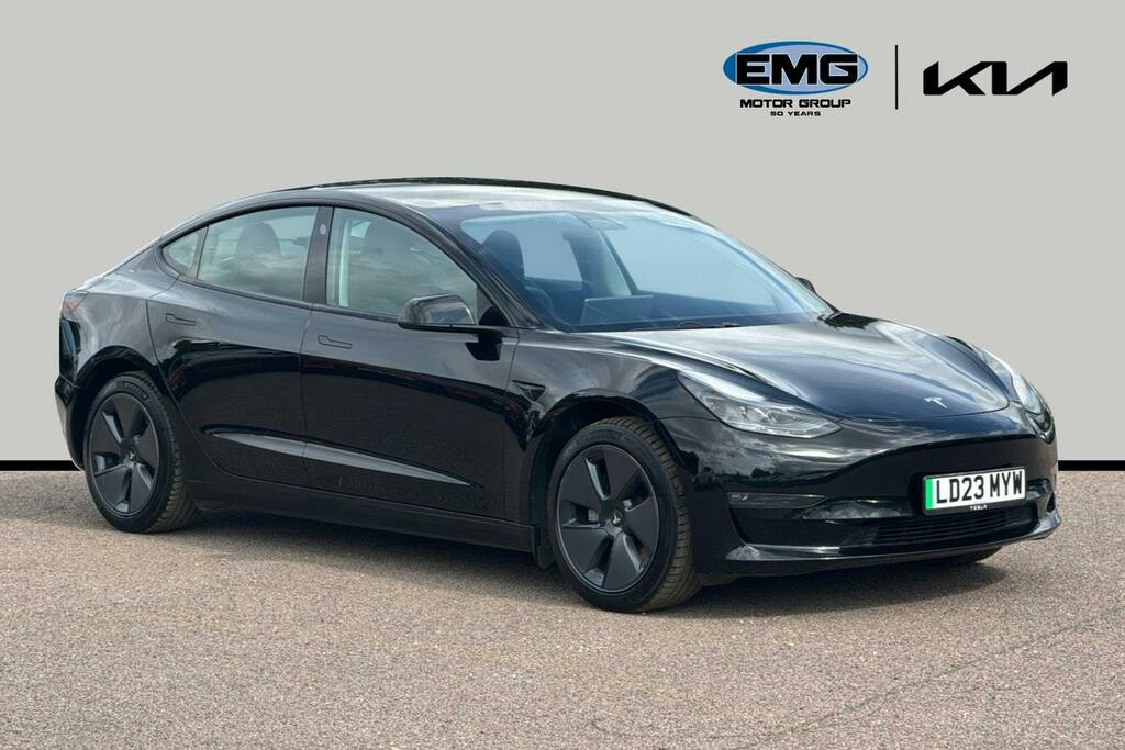 Tesla Model 3 Dual Motor Long Range Saloon 4 Black