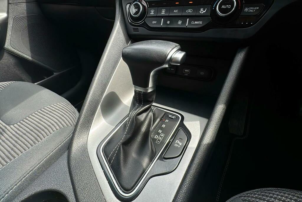 Kia Niro 2 1.6 White #12