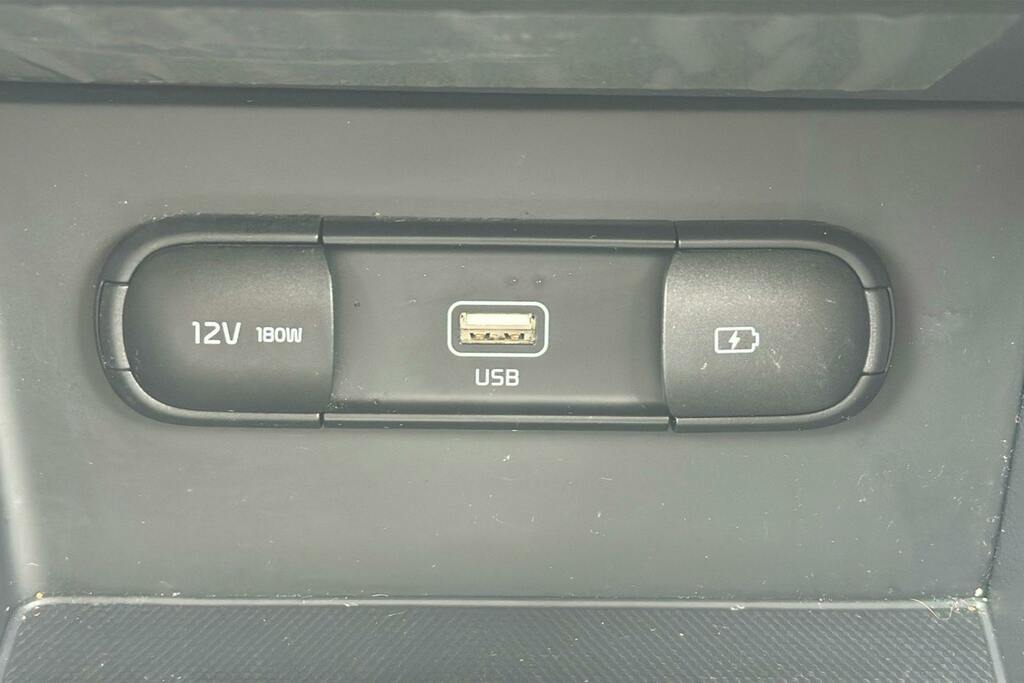 Kia Niro 2 1.6 White #21