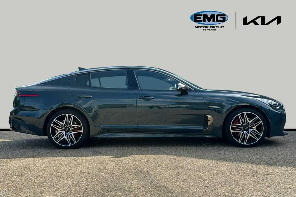 Kia Stinger 3.3 T Gdi V6 Gt S Gran Turismo S Green #3