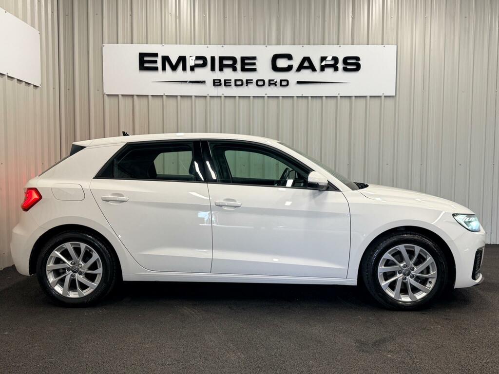 Audi A1 Sport AK69WVJ White #4