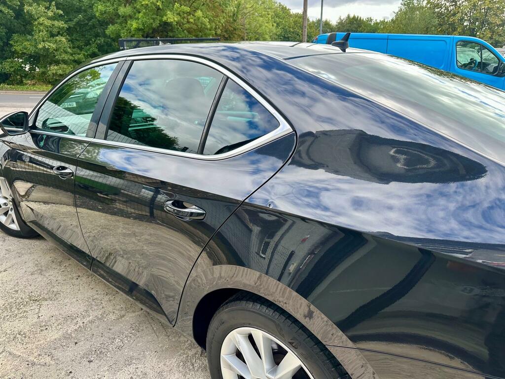 Skoda Superb Se Technology Black #4