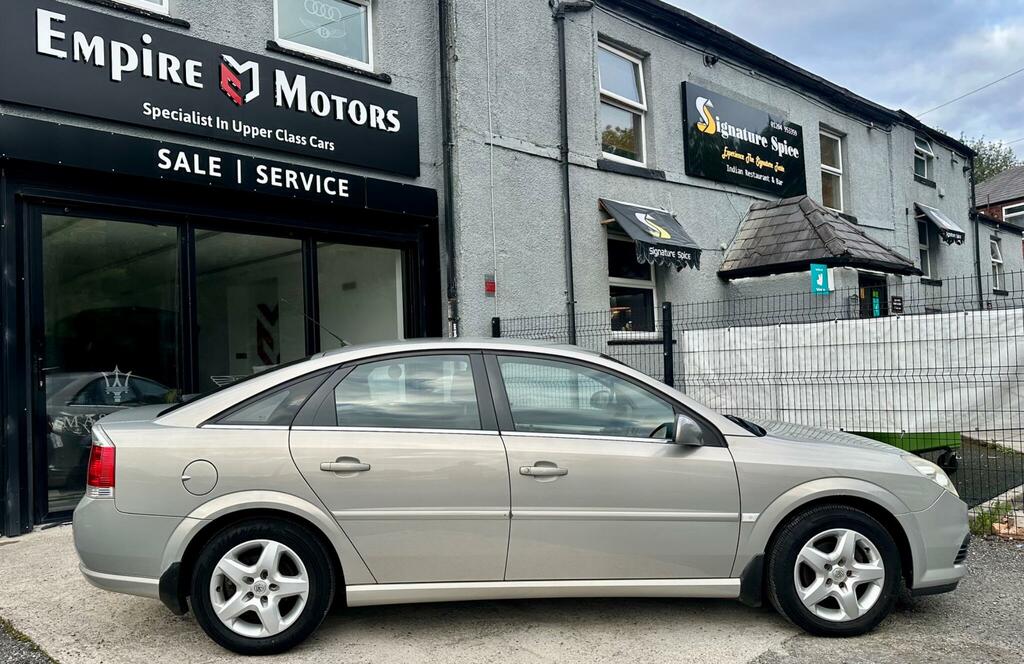 Vauxhall Vectra 1.8 Vvt Design 140 Bhp Black #8