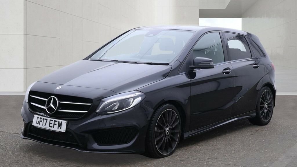 Mercedes-Benz B Class 1.5 B180d Amg Line Black #2