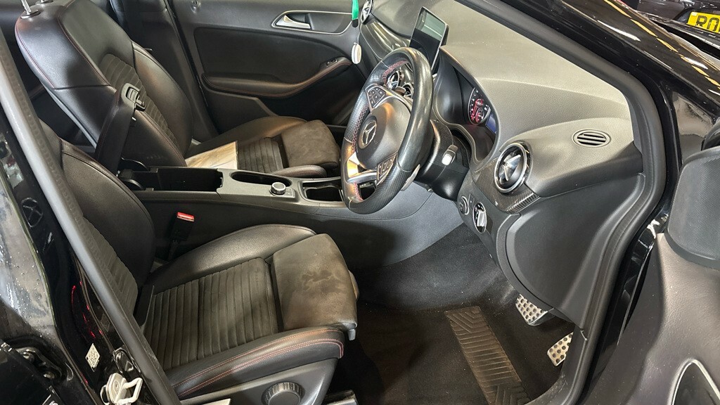 Mercedes-Benz B Class Silver #7