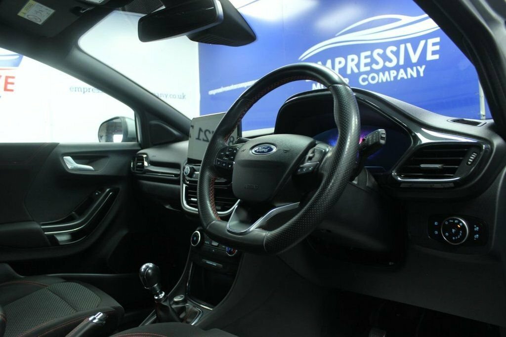 Ford Puma 1L St-line RO70OZG Grey