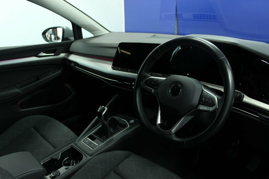 Volkswagen Golf 1L Life CP22LTU Grey