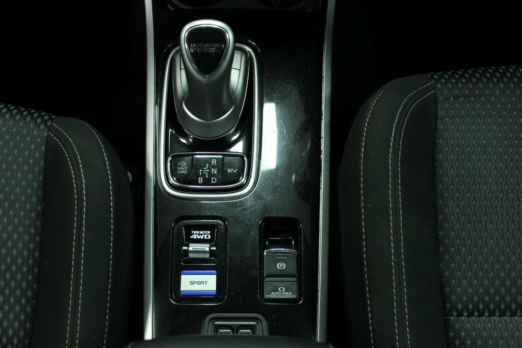 Mitsubishi Outlander 2.4L Design YS69OED Grey #6