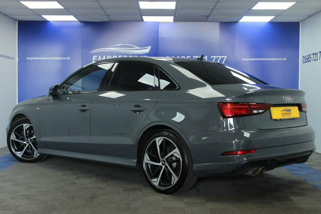Audi A3 1.5L Black Edition Grey #4
