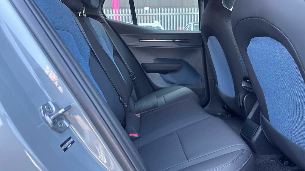 Volvo EX30 Plus, Twin Motor Performance, Grey #6