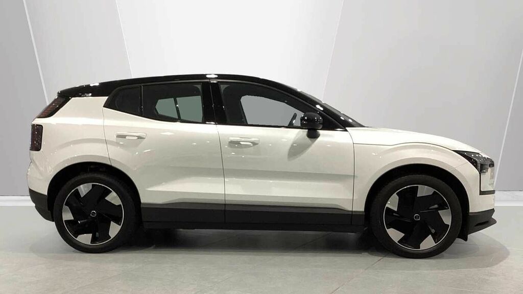 Volvo EX30 Plus, Twin Motor Performance, White #3