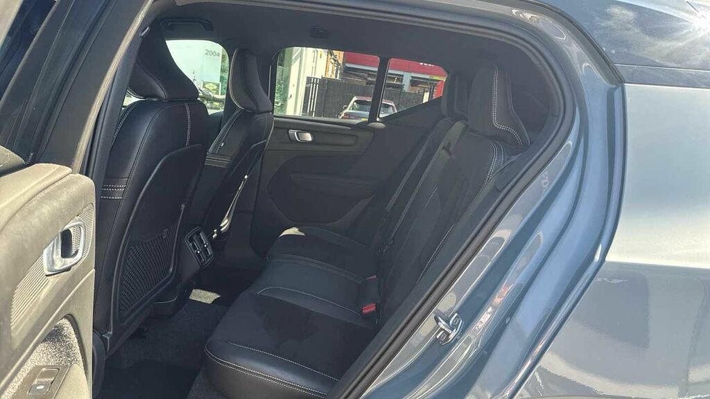 Volvo XC40 R-design, T3 ND70OJL Grey #6
