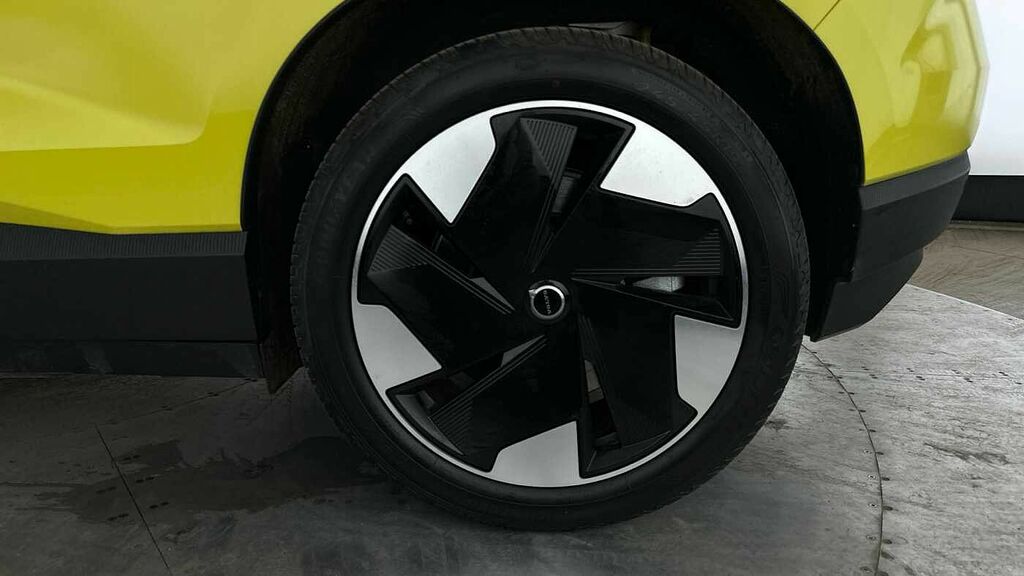 Volvo EX30 Plus Grey #16