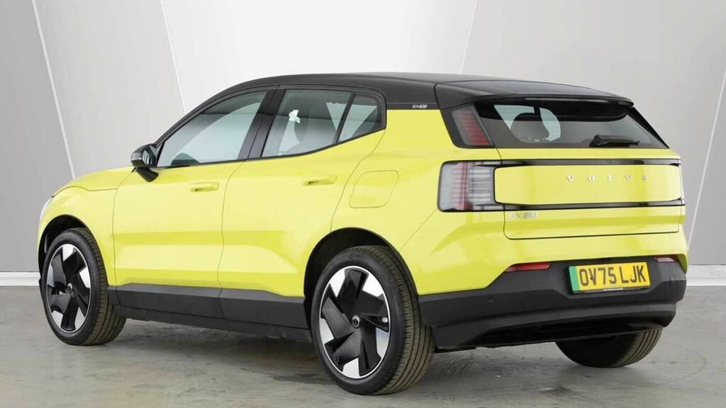 Volvo EX30 Plus, Twin Motor Performance, Yellow #5