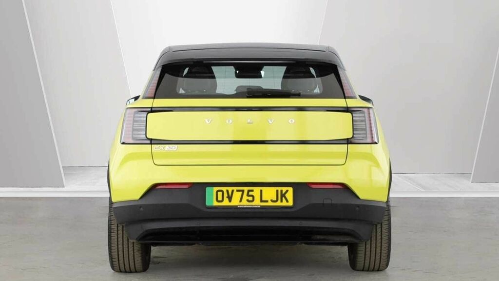 Volvo EX30 Plus, Twin Motor Performance, Yellow #4