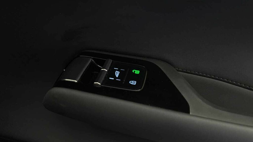Volvo EX90 Ultra Black #24