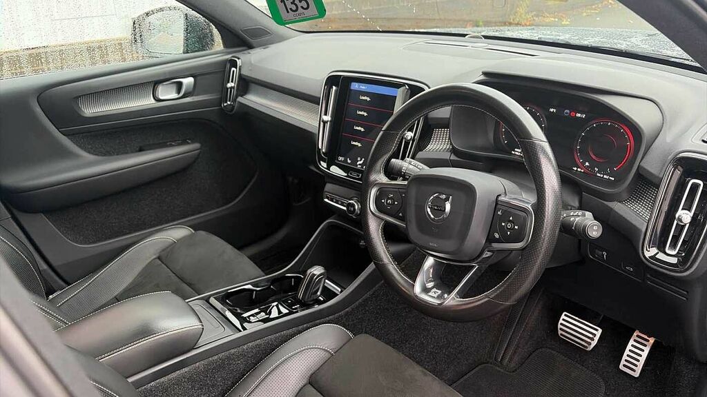 Volvo XC40 T4 Awd R-design Pro RX68GME Black #4
