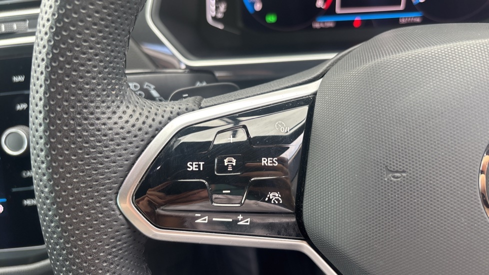 Volkswagen Tiguan 2.0 Tdi Active Grey #12