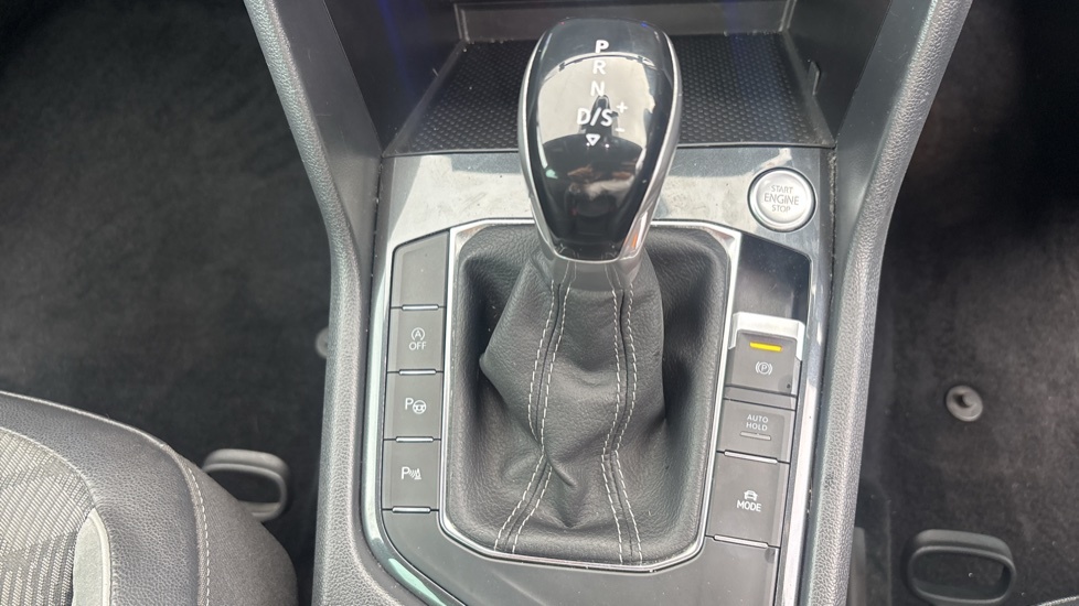 Volkswagen Tiguan 2.0 Tdi Active Grey #25