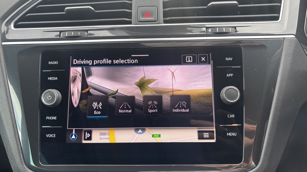 Volkswagen Tiguan 2.0 Tdi Active Grey #24
