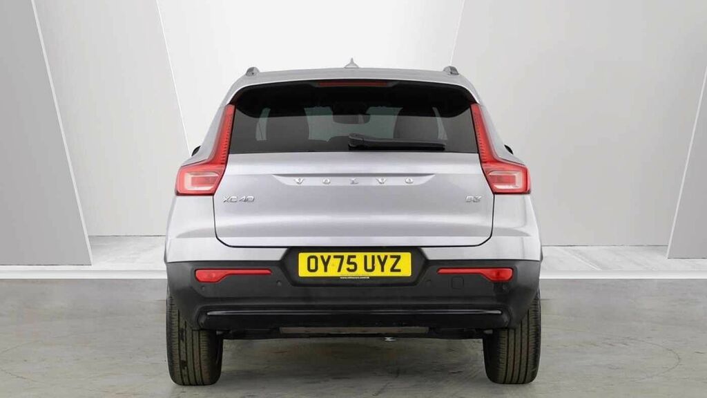 Volvo XC40 Plus, B3 Mild Hybrid, Dark Silver #4