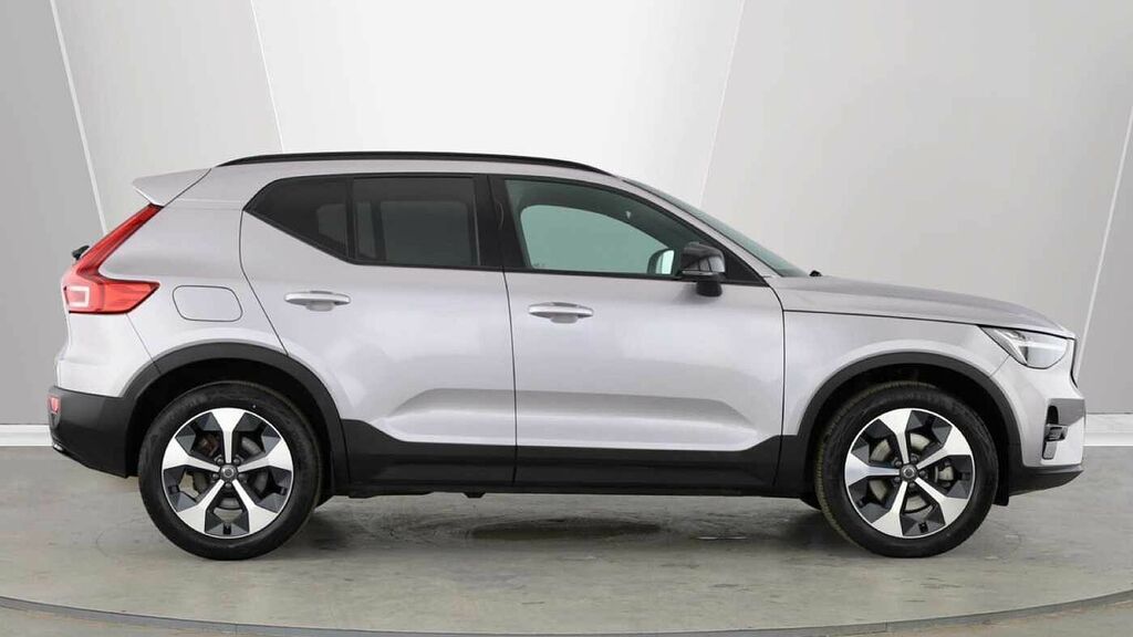 Volvo XC40 Plus, B3 Mild Hybrid, Dark Silver #2