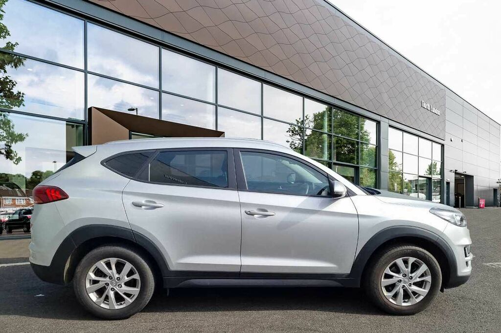 Hyundai Tucson 1.6 Gdi Se Nav 2Wd Silver #4
