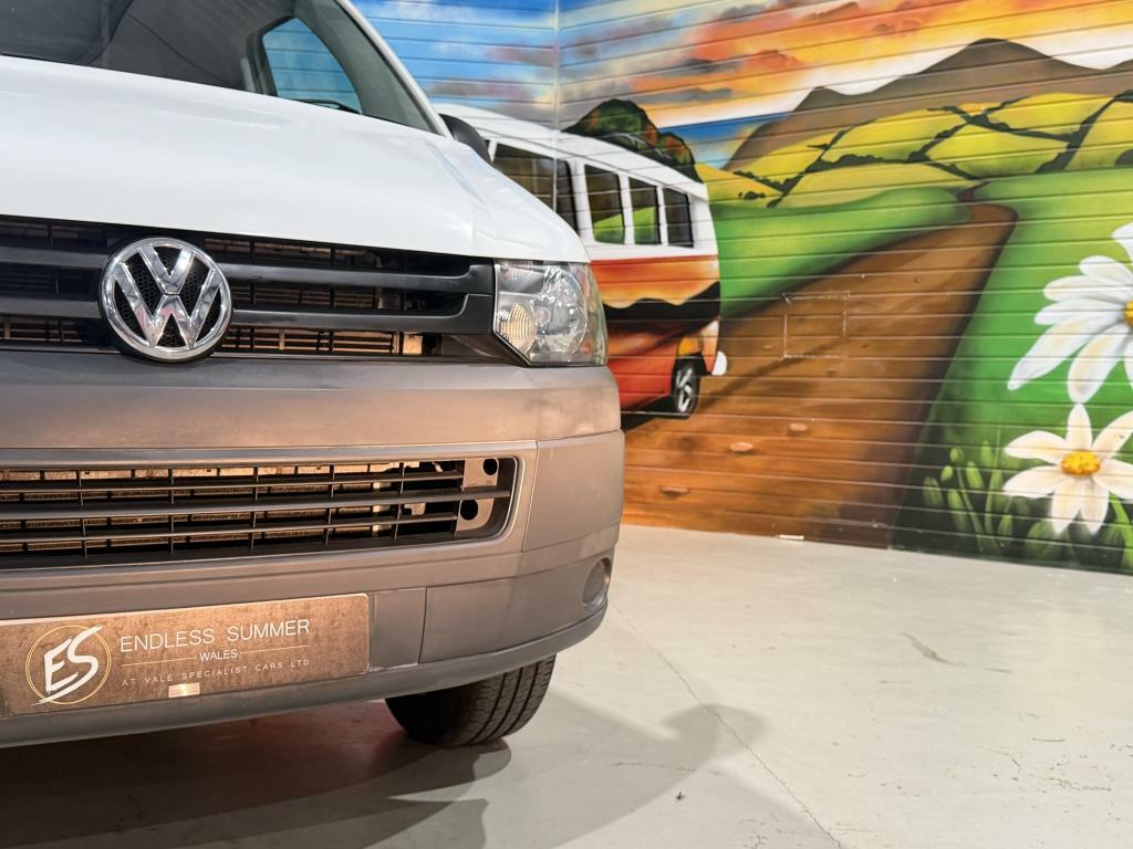 Volkswagen Transporter Panel Van White #11