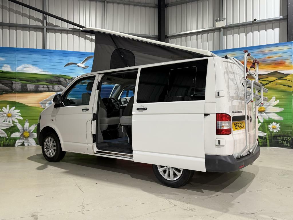 Volkswagen Transporter Panel Van White #28