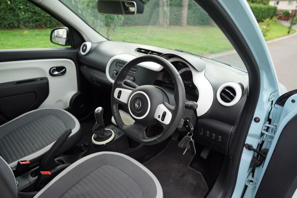 Renault Twingo 1.0 Dynamique Sce Ss 70 Bhp White #17